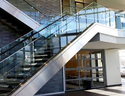 Frameless, framed, fire molded, sliders. Base Shoe Commercial Glass Railing Trex Commercial Products