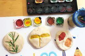 Ganz leise hat er sich angeschlichen und den sommer ein bisschen vertrieben. Herbstbasteln Fur Kinder 7 Einfache Ideen Moms Blog Der Praktische Familienblog