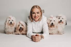 The coton de tuléar is a breed of small dog named for the city of tuléar (also known as toliara) in madagascar. Coton De Tulear Im Tiermarkt Von Deinetierwelt