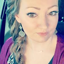 Amanda Lowman (@amandalowman4)