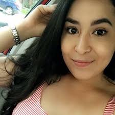 Reyna Ashley's Instagram, Twitter & Facebook