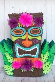 Square burlap table topper custom. 18 Amazing Luau Party Ideas For The Occasion To Be Remembered