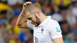 Partei will benzema aus nationalelf verbannen. Karim Benzema Von Real Madrid Wird Aus Der Franzosischen Nationalmannschaft Ausgeschlossen Fussball