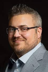 Jamie Manuel's Instagram, Twitter & Facebook