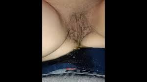 de Italiaanse milf hield haar plas niet in en plaste op me - ita amateur