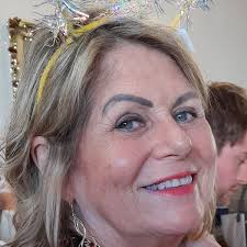 Isolated- James Niche. It is included in GU 18 Amsterdam with Nick Warren .  Have a nice Sunday everybody.