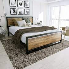 Kamu bisa memilih beragam model tempat tidur besi yang sesuai dengan interior rumah kamu, dapatkan dengan harga special dari promo furniture yang sedang berlangsung di fabelio setiap bulannya. 6 Jenis Model Ranjang Besi Yang Bisa Anda Pilih Solusiruma Com