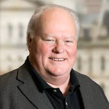 Tim Howe's Instagram, Twitter & Facebook