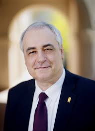 2021 Design Day Booklet_Working File_Links.indd