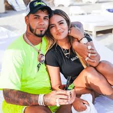 Hemos preparado para ti este listado con las 6 canciones más recientes de anuel aa para que siempre estes al tanto de las novedades en este 2020 de anuel aa. Anuel Aa Le Dedica Una Cancion A Karol G En Su Nuevo Album Y Confeso Esto Omg Mui Celebridades