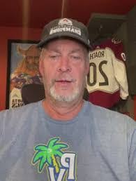 Alan Roach's Instagram, Twitter & Facebook