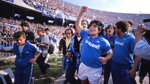 Lionel messi is back for argentina, but like diego maradona he must become the beating heart of his world cup side. Maradona Jetzt Tobt Der Streit Ums Erbe Eurosport