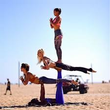 50 Fantastische Yoga Posen Die Sie 2019 Ausprobieren Konnen Seite 27 Von 50 Ausprobieren Die Fantastische Konnen Seit Yoga Posen Yoga Gymnastik Posen