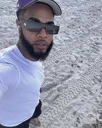 Adriel Lorenzo's Instagram, Twitter & Facebook