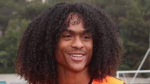 Dat werd lastig, want zij waren gewoon beter. Talent Zirkzee 17 Scoort Voor Bayern Munchen Nos
