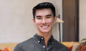 Jennifer Traxler's Instagram, Twitter & Facebook