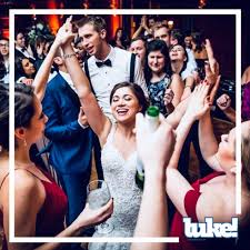 Auf diesen seiten finden sie deutschlandweit ihren hochzeits dj, eine zusammenstellung von discjockeys mit schwerpunkten. Luke Dein Party Dj Aus Thuringen Fur Hochzeit Events Aller Art
