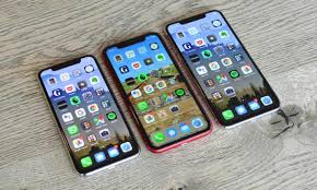 Liebe auf den ersten blick. Iphone 11 Review An Iphone Xr With A Better Camera Iphone The Guardian