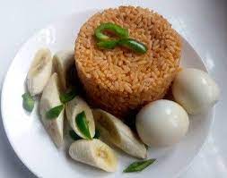 Jollof rice is a popular dish in many parts of west africa. Easy Jollof Rice Recipe Simple And Easy Jollof Rice Besthomediet Rice Recipes Jollof Rice Recipes