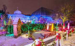 If you are looking for things to do during christmas in pittsburgh, you have many great spots to choose from.however, one of my favorites is the winter flower show at phipps conservatory. Phipps Conservatory And Botanical Gardens On Twitter The Snowfall Last Night With More On The Way Has Given Our Winter Light Garden An Even More Magical Glow Book Your Tickets