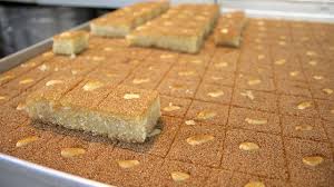 بسبوسة او نمورة Recipe Arabic Sweets Recipes Lebanese Desserts Arabic Food