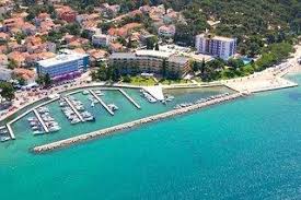 There are no regular shipping lines to the island, but on the beach. Biograd Na Moru Urlaub Last Minute Reisen Mit Lastminute De