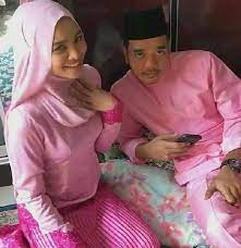 Terkadang patah hati dapat memperbaiki kehancuran orang lain. Penulisan2u Novel Hikayat Cinta Si Pematah Hati Dari Facebook