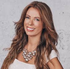 Tonia Evans's Instagram, Twitter & Facebook