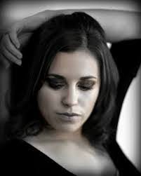 Kendra Riggins's Instagram, Twitter & Facebook