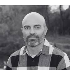 Adam Mcomber's Instagram, Twitter & Facebook