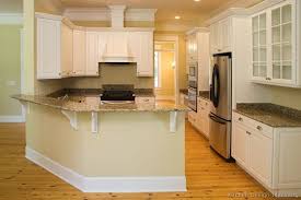 Pin By Cindy Small On Kitchen Redo Oba White Kitchen Traditional Peninsula Kitchen Design Kitchen Design