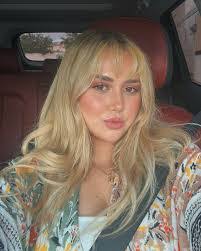 Lisa Huerta's Instagram, Twitter & Facebook