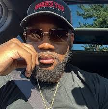 Chris Oken's Instagram, Twitter & Facebook