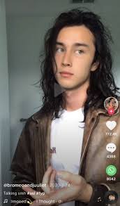 Pin de Micaela D. em Aaron Core