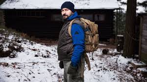 Na plátně debutoval v roce 1981 epizodní rolí v dětském filmu neříkej mi majore. Ondrej Vetchy Facebook