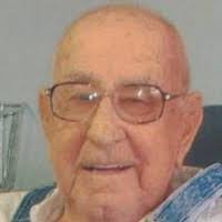 Oscar Deckard's Instagram, Twitter & Facebook