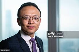 14 Photos & High Res Pictures