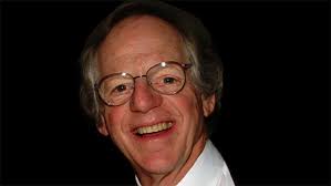Ken Kragen Dead: Manager and 'We Are the World' Organizer Was 85