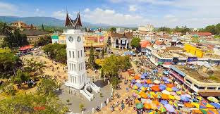 Ada juga tempat wisata di padang panjang yang tak kalah menarik seperti air terjun lembah anai, mifan dan gunung tandikat. Serenity Of Minangkabau Kota Jam Gadang Bukittinggi