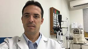 Oftalmologista atende na Uniclin