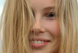 Apart from his native language he also speaks russian and english. Who Is Nikoloz Basilashvili S Girlfriend Carlotte Helen Wife Bio