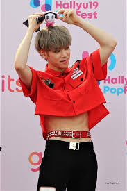 Crop Tops Are For Guys Ace Crop Tops Guys