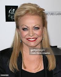 Jacki Weaver's Instagram, Twitter & Facebook