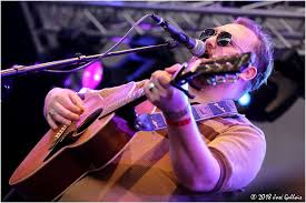 Pelawak komoto junichi (jicho kacho) berperanan sebagai jurulatih pasukan bola sepak. Tim Knol Vriendin Bij Toeval Ontdekt Ruben Hein Mannenzaken News Die Van De Band Liedjes Schrijven Met Matthijs Van Duijvenbode Muzikale Scholing Gandi Baswara