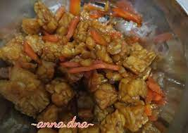 Siapa disini gak pernah makan tempe orek? Cara Gampang Membuat Tempe Orek Wortel Mpasi 1y Yang Lezat Resep Masakanku
