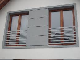 Balustrady Balkonowe I Okienne Porecze Alumstal Konstukcje Aluminiowe I Stalowe Szczecin Balcony Grill Design Window Grill Design Steel Door Design