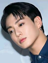 Happy Birthday Veteran Sgt. Tyler Andrews Vargas! 🥳🎁🎂🇺🇸💖🇺🇸🥳🎁🎂  Thank you for your service to our Nation and setting the example for  @everyone