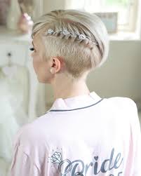 By adjusting the size, location and direction of the curls, the wearer can create many different hairstyles. 48 Trendiest Short Wedding Hairstyle Ideas Wedding Forward