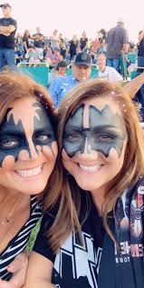 💙💛 Jane Hatcher (@mjopg_SoStZoois)