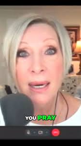 How do we evangelize in ordinary moments like being stopped at a red light?  Johnnette Benkovic Williams has one practical tip. Listen to Women of Grace  Live